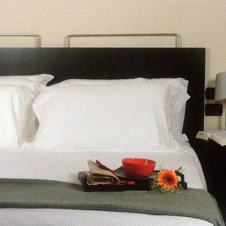 Saurus Hotel 4*